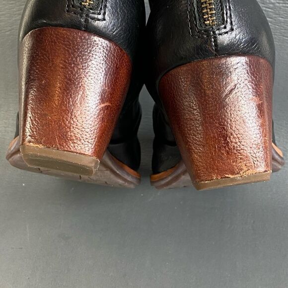 Kork-Ease Kissel Black Ruched Leather ankle Bootie s womens size  9.5 - Picture 4 of 10